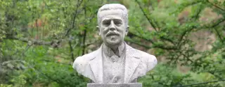 Busto de Dr. Lopo de Carvalho na Guarda